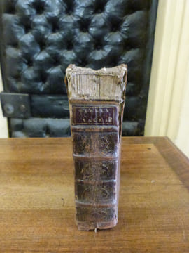 Biblia Sacra Vulgatae editionis sixti V. pontif Max jussu recognita, clementis VIII.. undefined