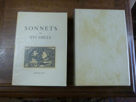 Sonnets du XVIè Siècle. Choix, commentaires et notes par Maurice Allem.. Allem, Maurice