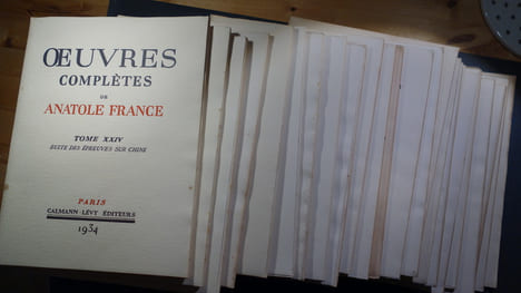 VINGT QUATRE SUITES (sur 25) DES EPREUVES SUR  CHINE des OEUVRES COMPLETES ILLUSTREES d’Anatole FRANCE.. FRANCE  Anatole  