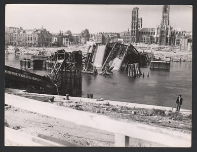 PHOTOGRAPHIES DE PRESSE et de PARTICULIERS RELATIVES AUX BOMBARDEMENTS ALLIES DE ROUEN durant l’été 1944