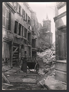 PHOTOGRAPHIES DE PRESSE et de PARTICULIERS RELATIVES AUX BOMBARDEMENTS ALLIES DE ROUEN durant l’été 1944