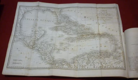 Histoire de l'Amérique par W. ROBERTSON ; traduit de l'anglais par Suard et Morellet de l'Académie Française. Quatrième Edition, contenant les ...