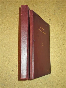 Les ivoires phéniciens : étude historique et artistique, illustrations (2 volumes).. STEPHAN Fady