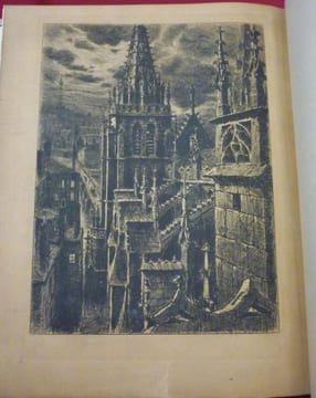 Vieilles Pierres Lyonnaises. Illustré de 5 Eaux-Fortes et de 350 Dessins dont 25 hors texte par Joannès Drevet.. VINGTRINIER, Emmanuel - DREVET, ...