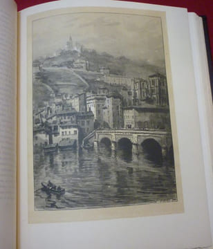 Vieilles Pierres Lyonnaises. Illustré de 5 Eaux-Fortes et de 350 Dessins dont 25 hors texte par Joannès Drevet.. VINGTRINIER, Emmanuel - DREVET, ...