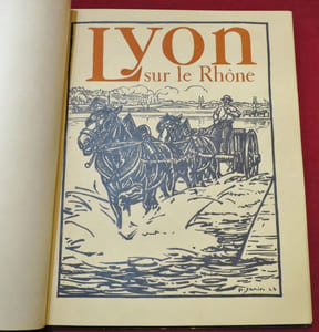 Lyon, sur le Rhône. Images de Paul Janin.