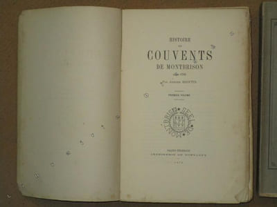 Histoire des couvents de Montbrison (2 volumes).