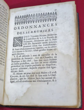 Ordonnances, Reglemens et Statuts des Arts et Metiers de la Cité Royale de BESANCON.. undefined