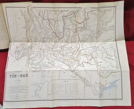La Province Chinoise du Yün-Nan Par Emile Rocher de l'Administration des Douanes Impériales de Chine (2 volumes).. ROCHER, Emile.
