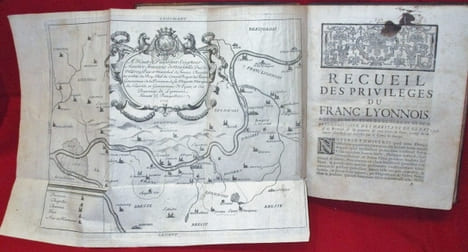 Recueil des TITRES et Autres Pièces authentiques concernant Les Privileges & Franchises du Franc-Lyonnais, Extrait sur les Originaux qui sont dans les ...