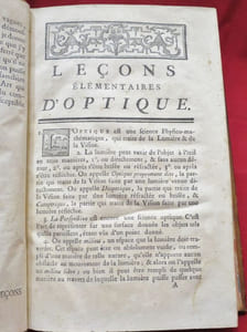 Leçons Elémentaires d'Optique. Par M. l'Abbé DE LA CAILLE, de l'Académie Royale des Sciences, de celles de Prusse, de Suede, & de l'Institut de  Bologne ; Professeur de Mathématiques au Collège Mazarin. Nouvelle Edition, revue, corrigée et augmentée. 