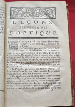 Leçons Elémentaires d'Optique. Par M. l'Abbé DE LA CAILLE, de l'Académie Royale des Sciences, de celles de Prusse, de Suede, & de l'Institut de ...