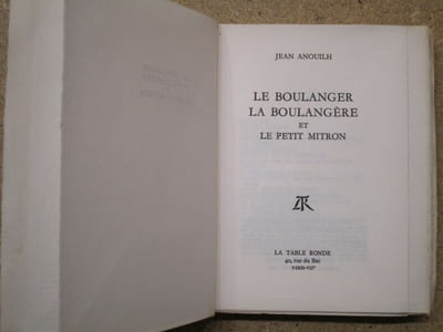 Le boulanger, la boulangère et le petit mitron.