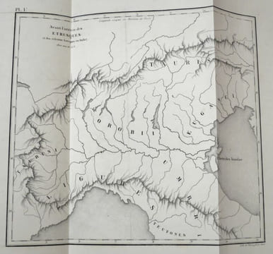 Géographie ancienne historique et comparée des Gaules Cisalpine et Transalpine, suivie de l'Analyse Géographique des itinéraires anciens et ...