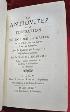 Collection Lyonnaise N° 2 au N° 11 (4 volumes ). Volume I : N° 2 : Destruction de l'Eglise de St-Just, du Cloitre et de partie du Faubourg par les ...
