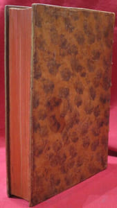 Histoire de l'Académie Royale des Sciences, Année MDCCI (1701), Avec les Mémoires de Mathématique & de Physique, pour le même année. Tirés des Registres de cette Académie. Seconde Edition, revûe, corrigée & augmentée. Table pour les Mémoires : Nouveau Phosphore, par M. BERNOULLI - Observations sur l'eau de pluye qui est tombée à l'Observatoire Royal pendant tout l'année 1700 avec quelques Remarques sur le Thermomètre & le Barometre, par M. DE LA HIRE - Observations Analytiques de la Coloquinte, par M. BOULDUC - La Quadrature absolue d'une infinité de portions moyennes, tant de la Lunule d'Hippocrate de Chio, que d'une autre nouvelle espece, par M. LE MARQUIS DE L'HÔPITAL - Autre Regle generale des Forces Centrales, avec une maniere d'en déduire & d'en trouver une infinité d'autres à la fois, dépendemment & l'année derniere 1700, par M. DE LA HIRE - Remarques sur le Rafinage de l'Argent par M. HOMBERG - Remarques sur l'Eclipse de Lune arrivée le 22 février 1701 par M. DE LA HIRE - Observation d'Aldebaram caché par la Lune, à Marseille le 26 février 1701 au soir - Remarques sur une Comete observée à Pékin le mois de février de l'année 1699, par le PERE DE FONTENAY, de la Compagnie de Jesus - Comparaison des Observations de la Comete de 1699 faites à la Chine par R.P. Fontenay, rapportées à l'Académie par le R.P. Gouye le 12 mars 1701 avec celle qui furent faites à l'Observatoire Royal de Paris, par Mrs CASSINI & MARALDI - Description des quatre Etoiles proche du Cercle Polaire, avec lesquelles on commença de voir cette Comete à Paris - Observation de la conjonction de la Lune avec l'oeil de Taureau Aldebaram, le 19 août 1699, par M. CASSINI - Observations des Passages de la Lune & de l'oeil austral du Taureau par le Meridien, le 18 & 19 aoust 1699 - Observations d'Aldebaram joint à la Lune, faites à Marseille & à Bologne, rapportées à notre figure - Observation de l'Eclipse de Lune, du 22 février 1701 - Comparaison des Phases principales de l'Eclipse de Lune du 22 fevrier de cette année 1701, observées en diverses villes d'Europe, rapportées à l'Académie le 25 juin par M. CASSINI - Eclipsis Lunae, Anno 1701, die 22 & 27, februarii vespere & mane observata Berolini, à Godsido Kirchio - Lunae Eclipsis partialis Norimbergae observata, anno 1701 die 22 februarii à J.P. Wulzerbaur - Taches dans le Soleil observées le 29 mars 1701 par Mrs CASSINI & MERALDI à Montpellier, envoyé à M. l'Abbé Bignon et rapporté à l'Académie le 9 avril - Comparaison de diverses Observations de l'Eclipse du Soleil du 23 septembre 1699 faites en diverses villes d'Europe - Différences des Longitudes de plusieurs villes de France, tirées des des Observations des Eclipses du Soleil du 12 Juillet 1684 - Observation sur un Foetus humain monstrueux, par M. LITTRE - Observations sur quelques effets des Fermentations, par M. HOMBERG - Methodes generales pour trouver la différence en Déclinaison & Ascension droite de deux Astres qui sont peu éloignés l'un de l'autre, en se servant du Micrometre oridinaire par M. DE LA HIRE - Observations analytiques du Jalap, par M. BOULDUC - Observations sur les Ovaires & les Trompes d'une femme, & sur une Foetus trouvé dans l'un de ses Ovaires, par M. LITTRE - Observations sur les Analyses des Plantes, par M. HOMBERG - Construction & Usage d'un nouveau Réticule pour les observations des Eclipses du Soleil & de la Lune, & pour servir de Micrometre, par M. DE LA HIRE - Remarques sur la nature de la Gomme-gutte, & ses différentes Analyses, par M. BOULDUC - Lettre à M. Bernouilli Professeur à Groningue, touchant son nouveau Phosphor - Observations d'Anatomie & de Chirurgie sur plusieurs especes d'Hydropisie, par M. DU VERNEY le jeun - Methode pour la rectification des lignes courbes par les Tangentes, par M. CARRE' - Rectification de la Cicloïde, par M. CARRE' - Remarques sur la mesure & sur la pesanteur de l'Eau, par M. DE LA HIRE - De la Méridienne de l'Observatoire Royal prolongée jusqu'aux Pyrénées, par M. CASSINI - Observations Anatomiques sur les Ovaires de Vaches & de Brebis, par M. DU VERNEY le jeune - Observations sur les effets de l'Ypecacuana, par M. BOULDUC - Projet d'un systême touchant les passages de la Boisson & des Urines, par M. MORIN - Dissertation sur une plante nomée dans le Bresil, Yquetaya, laquelle sert de correctif au Séné, & sur la préférence que nous devons donner au Plantes de notre Pays, par-dessus les Plantes étrangeres, par M. MARCHANT - Observations sur une Comete, faites à Pau le 28 et le 31 d'Octobre, par P. Pallu de la Compagnie de Jesus, & rapportées à l'Académie par M. DE LA HIRE - Observations sur les Sels volatils des Plantes, par M. HOMBERG - Memoire sur la circulation du sang des Poissons qui ont des ouies, & sur leur respiration, par M. DU VERNEY l'aîné - Second memoire sur la fécondité des Plantes. Conjectures sur ce sujet par M. DODART - Construction d'un Nouvel Astrolabe universel, par M. DE LA HIRE - Des taches observées dans le Soleil au mois de Novembre de l'année 1700 au mois de May, à la fin d'Octobre, & au mois de Novembre de cette année 1701 par M. CASSINI le fils - Solution du Problême proposé aux Géometres dans les Mémoires de Trévoux, des mois de septembre & octobre 1701, par M. CARRE - Observations sur les Hernies, par M. MERY - Effay d'une Methode pour trouver les Rayons des Developpées, des Tangentes, des Quadratures, & les Rectifications de plusieurs Courbes, sans y supporter aucune grandeur infiniment petite, par M. DE TSCHIRNAUSEN - Observations sur le corps d'une femme grosse de huit mois de son premier enfant, morte subitement d'une chute, par M. LITTRE - Observation de l'Eclipse de l'Etoile Adebaram ou Oeil du Taureau par la Lune, à l'Observatoire le 13 septembre au matin 1701 par M. DE LA HIRE - Systême general des Intervalles des Sons, & son application à tous les Systêmes & à tous les Instruments de Musique, par M. SAUVEUR - I. Du Rapport des Sons, & des Intervalles. II.et III. Explication de la premiere partie des Tables du Systême general des Intervalles, & des Rapports des Sons. IV. Division et Usage de l'Echometre general. V. Application du Systême & de l'Echometre general à tous les Systêmes de Musique. VI. Application du Systême & de l'Echometre general aux Voix et aux Instrumens de Musique. VII. Applicatiobn du Systême general au Plainchant. VIII. Application du Systême general à la Musique. IX. Des Sons harmoniques. X. Application du Systême general à la Trompette marine, au Cor de Chasse, & aux grands Instumens à vent. XI. Des Intervalles réciproques des Sons d'un Systême & d'un Instrument de Musique. XII. Maniere de trouver le Son fixe. Addition à la Section VI. De la Correction Gregorienne des mois lunaires Ecclésiastiques par M. CASSINI.