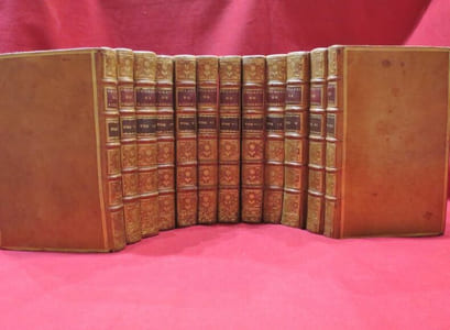 Théâtre de P. CORNEILLE, Avec des Commentaires, et autres morceaux intéressans (intéressants) (12 volumes).