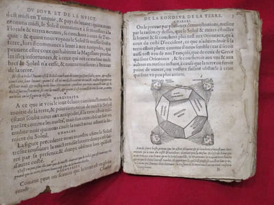 Globe du monde contenant un bref traité du Ciel & (et) de la Terre.