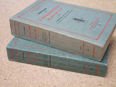 Histoire de l'inquisition au moyen âge : origines de l 'inquisition dans le Midi de la France, Cathares et Vaudois - l'inquisition au XIIIe siècle en France, en Espagne et en Italie (2 volumes).