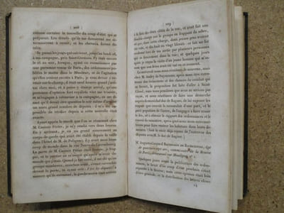 Procès des derniers ministres de Charles X, MM. de Polignac, de Peyronnet, Chantelauze, Guernon-Ranville, Montbel, d'Hussez et Capelle (2 volumes).