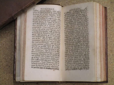 MEMOIRES de Monsieur le Cardinal de Retz (3 volumes).