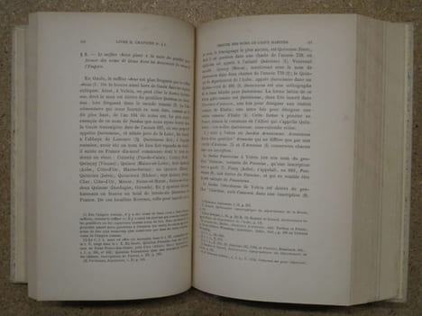 Recherches sur l'origine de la Propriété Foncière et des Noms de Lieux habités en France (période celtique et période romaine). Avec la collaboration ...
