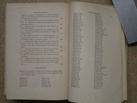 Recherches sur l'origine de la Propriété Foncière et des Noms de Lieux habités en France (période celtique et période romaine). Avec la collaboration ...