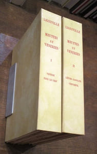 Les meuttes (meutes) et véneries de haut et puissant seigneur messire Jean de Ligniville chevalier, Comte de Bey [...]. La meutte (meute) et vénerie pour le cerf première et deuxième parties; La meutte et vénerie pour le lièvre; Les meuttes et vénerie pour le sanglier, pour le chevreuil (4 volumes en 2 coffrets).