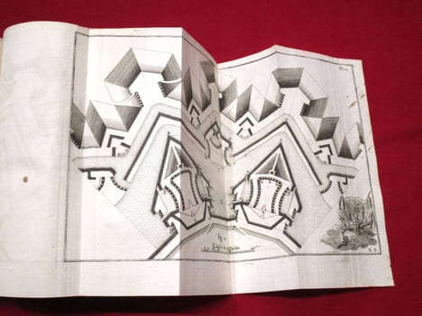 Élémens (Éléments) de fortification, de l'attaque et de la défense des places; contenant les systêmes des Auteurs les plus célèbres, neuf Systêmes de ...