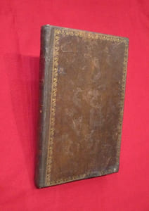 L'Art du typographe. Contenant les détails de chacune des deux parties de cette science, la désignation des modèles des principaux caractères; les proportions et l'alignement des vers; [...]