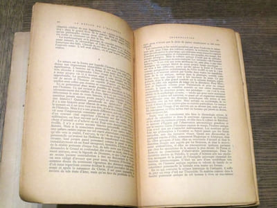 Le déclin de l'Occident, esquisse d'une morphologie de l'histoire universelle. Première partie: forme et réalité; seconde partie: perspectives de l'histoire universelle. (2 volumes).