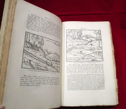 De Re Metallica, translated from the first latin edition of 1556 [...]. AGRICOLA Georgius,  HOOVER Herbert Clark and HOOVER Lou Henry (traducteurs)