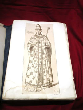 Iconographie générale et méthodique du Costume du IVe au XIXe siècle (315-1815).. JACQUEMIN Raphaël