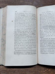 Essai sur les préjugés, ou De l'influence des Opinions sur les Moeurs et sur le bonheur des Hommes [...] (2 tomes en 1 volume)