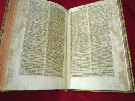 Dictionaire (Dictionnaire) historique et critique par Mr. Pierre BAYLE. Quatrième édition, revue, corrigée, et augmentée. Avec la vie de l'auteur, par ...