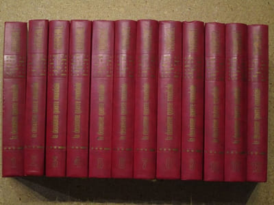 La Deuxième Guerre Mondiale (12 volumes).