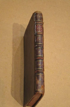 La cueillette de la soye (soie), par la nourriture des Vers qui la font. Échantillon du Théâtre d'Agriculture d'Olivier de Serres seigneur du Pradel.. ...