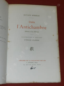 Dans l'antichambre (histoire d'une minute), illustrations d'Egar Chahine.. MIRBEAU, Octave.