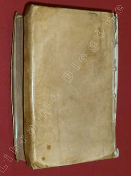 Aur. Theodosii Macrobi V.Cl.& inlustris Opera. Ioh. Isacius Pontanus recensuit : & Saturnaliorum libros MS. ope auxit, ordinauit, & Castigationes siue ...