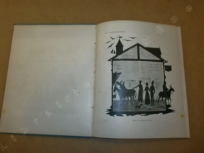 A Charbonnières.