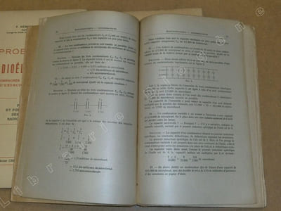 Problèmes de radioélectricité accompagnés de leurs solution et d'exercices d'application : électrotechnique et radiotechnique générales, principes essentiels de la radiotechnique, principes et fonctionement des appareils radioélectriques (3 volumes).