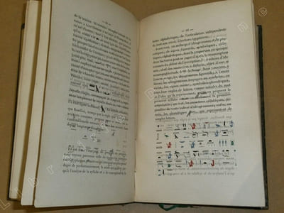 La légende de Cadmus et les établissements phéniciens en Grèce / Introduction à un mémoire sur la propagation de l'alphabet phénicien dans l'ancien monde / Uber den Lautwerth der griechschen Schrifzeichen / Studien zur Geschiche des griechischen Alphabets / Une inscription archaïque de Gortyne / Sur un document supposé laconique précédemment publié / Zur Sententia Minuciorum / De'canoni epigrafici di Federico Ritschl e di alcune epigrai arcaiche finora inedite dissertazione letta alla ponitificia accademia di archeologia nelle tornate del 12 maggion e 16 decembre del 1869 / Sopra una iscrizione umbra scoperta in fassato di vico.