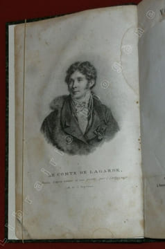 Voyage de Moscou à Vienne, par Kiow, Odessa, Constantinople, Bucharest et Hermanstadt : ou Lettres adressées à Jules Griffith par le Comte de Lagarde ...