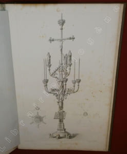 L'Architecture du Vème au XVIIème et les Arts qui en dépendent. La Sculpture, La Peinture murale, La Peinture sur verre, La Mosaïque, La Ferronnerie, et d'après les travaux inédits des principaux architectes français et étrangers (4 volumes + 1 atlas) .