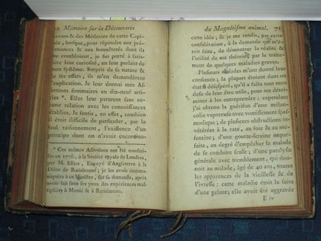 Recherches et Doutes sur le Magnétisme Animal par THOURET [suivi de] Mémoire sur la Découverte du Magnétisme Animal, par MESMER [suIVI DE]  Lettre sur ...