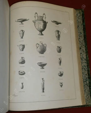 Description des Antiquités et Objets d'Art, contenus dans les Salles du Palais-des-Arts de la Ville de Lyon.. COMARMOND, Ambroise.