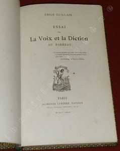 La Voix et la Diction au Barreau.