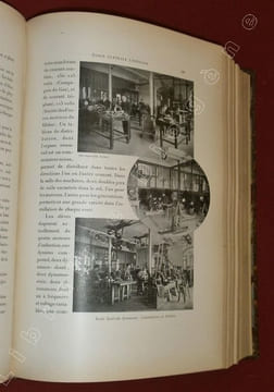 Lyon et la Région Lyonnaise en 1906 (2 volumes).. undefined