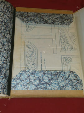 L'Artisan Pratique. Art Décoratif. Cuir et Métaux repoussés. Pyrogravure. Pyrosculpture. Tarso. Kerbchnitt. Corne et bois sculptés. Marqueterie. ...