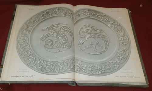 L'Artisan Pratique. Art Décoratif. Cuir et Métaux repoussés. Pyrogravure. Pyrosculpture. Tarso. Kerbchnitt. Corne et bois sculptés. Marqueterie. Broderies en Ficelles, etc. (9eme Volume, vendu seul).
